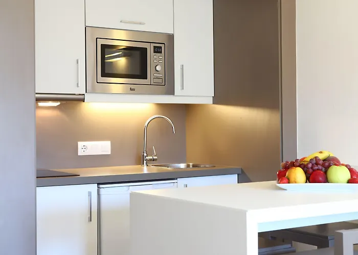 Jade - Adults Only * 埃尔阿雷纳尔