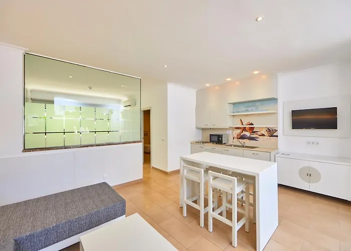 Jade - Adults Only *