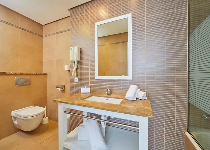 Jade - Adults Only Апартаменти *